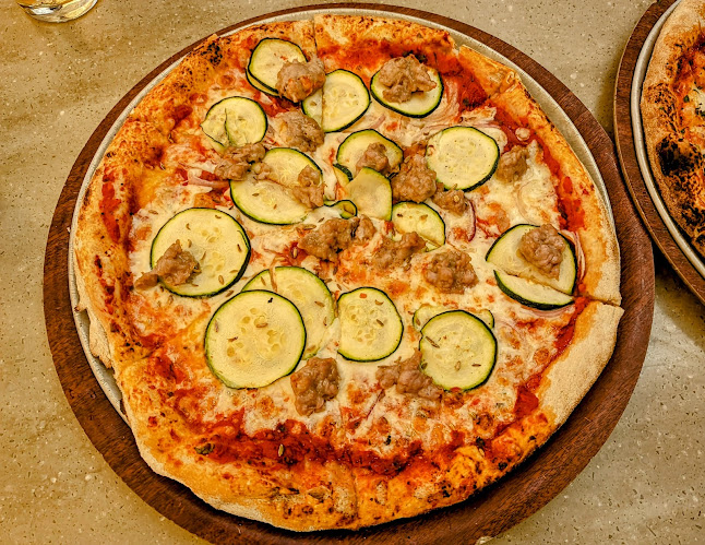 Comentarii opinii despre Keg & Brew Hotel