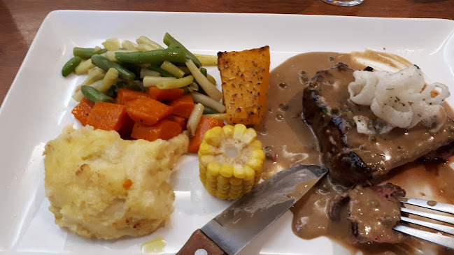 MOTEL, CENTRAL COURT, 581 Raglan Parade, Warrnambool VIC 3280