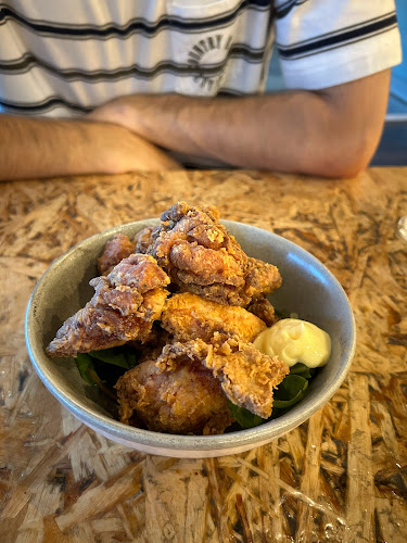 2b/2484 Gold Coast Hwy, Mermaid Beach QLD 4218