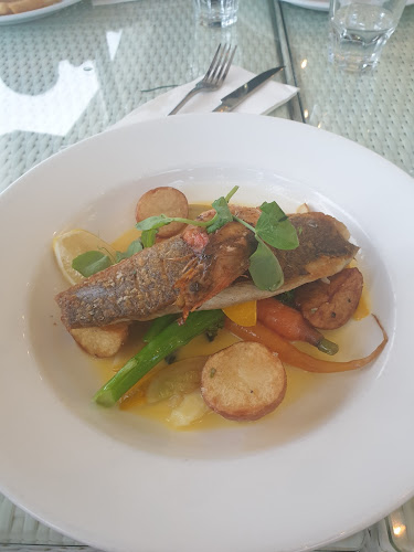 Waterfront Restaurant - Main Beach