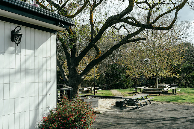 Comentarii opinii despre Batesford Hotel