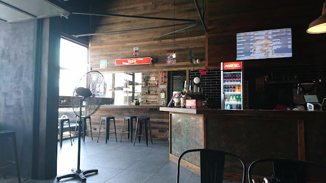 1/34 Winbourne Rd, Brookvale NSW 2100