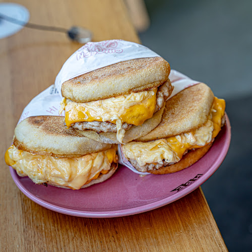 Comentarii opinii despre His Boy Elroy