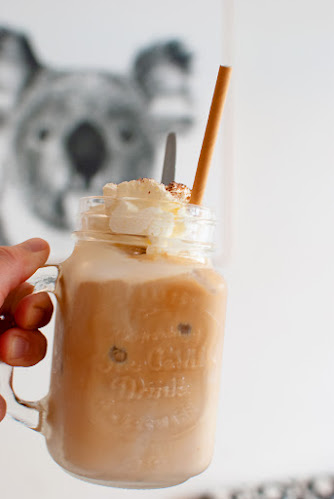 Bamboo Bean & Bamboo Burgers Cafe - Hospitality and gastronomy