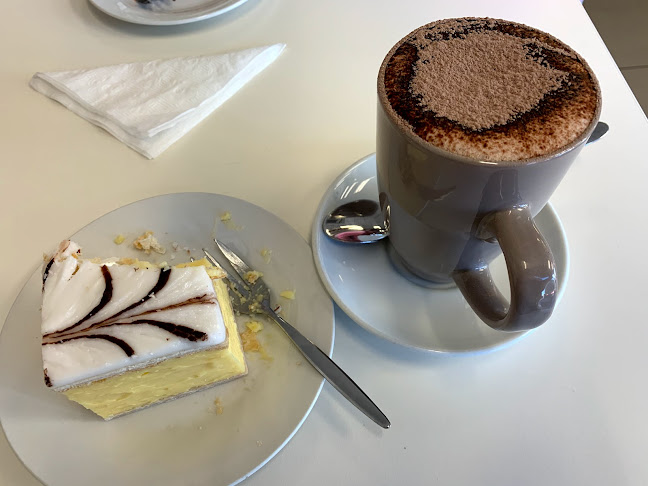 St George Cakes & Gelati - Hospitality and gastronomy