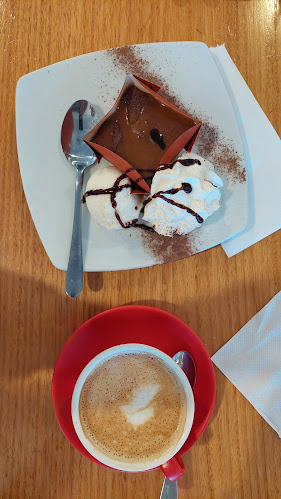 17A Valentine Cres, Valentine NSW 2280