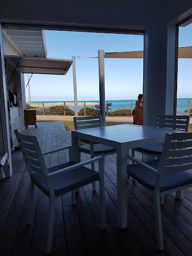 Opinii despre AJ's Beach Cafe în Beresford - Hospitality and gastronomy