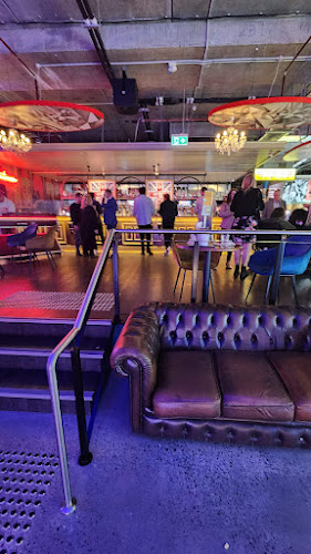 B. Lucky & Sons Perth - Hospitality and gastronomy