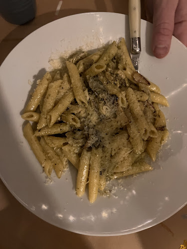 Mad Pizza E Bar - Hospitality and gastronomy