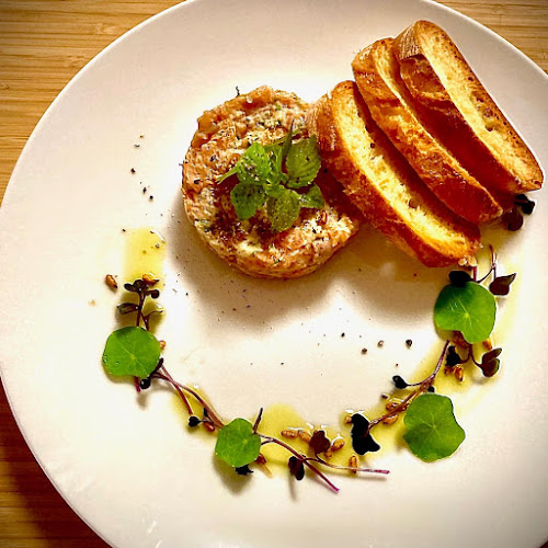 Opinii despre Bistro Lamp (Japanese Fusion+Bar) în Mermaid Beach - Hospitality and gastronomy