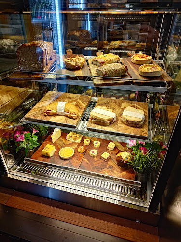 Queen Barista - Queanbeyan