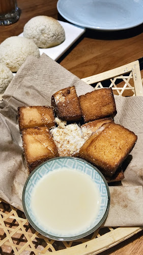 Shop 1 139/151 Queensberry St, Carlton VIC 3053