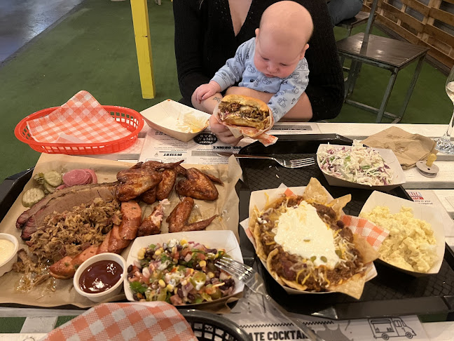 Armstrong Barbecue - Hospitality and gastronomy