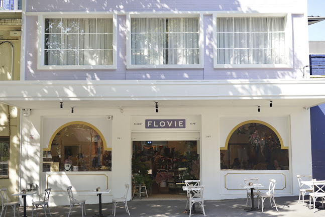 FLOVIE FLORIST CAFE