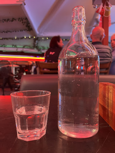 Comentarii opinii despre Central Lounge