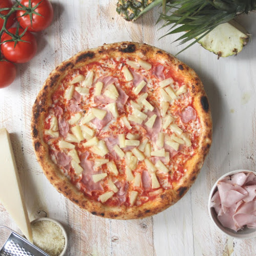 Motza Pizza - Hospitality and gastronomy