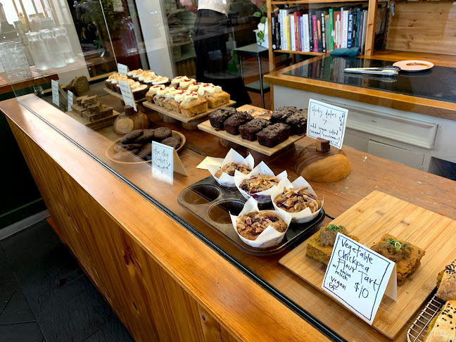 Momo Wholefood - Hospitality and gastronomy