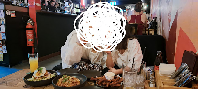 Brew Cafe & Wine Bar - Hospitality and gastronomy