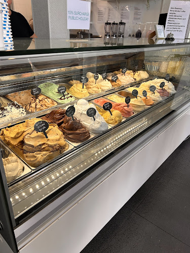 Gelato and Açai Cabarita Beach