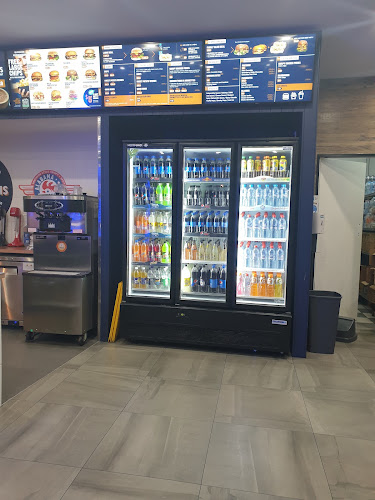 Opinii despre Pattysmiths Labrador în Labrador - Hospitality and gastronomy