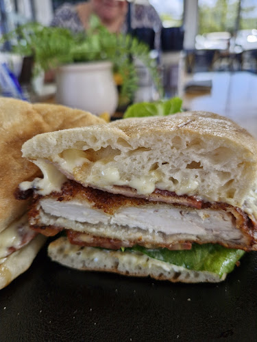 Comentarii opinii despre Avenue Cafe Mackay