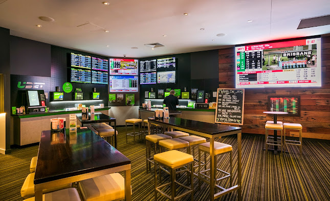 Comentarii opinii despre Kawana Waters Hotel