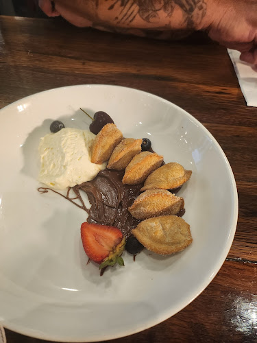 Steamers Bar and Grill