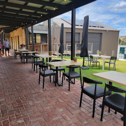 Victor's Place - Old Noarlunga