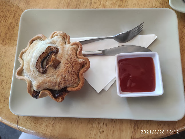 Old Bakery Stone Hut - Adelaide