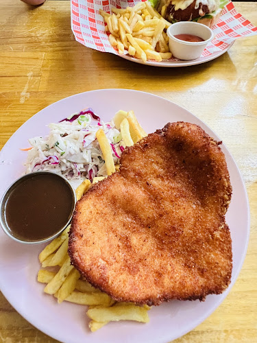 Comentarii opinii despre Aunty Ed's Restaurant and Bar