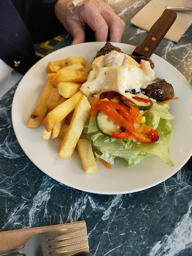 All Year Round Hotel - Hospitality and gastronomy