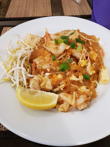 Opinii despre Muang Thong - Golden City Thai Restaurant în Bendigo - Hospitality and gastronomy
