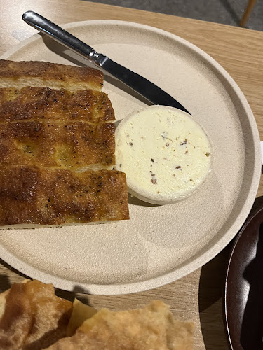 12 Charles, The Oracle, 1N-02/3 Oracle Bvd, Broadbeach QLD 4218