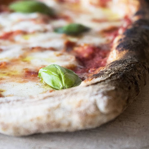 3 GRAINS Pizza - Hospitality and gastronomy