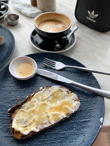 Comentarii opinii despre Kiss & Drop