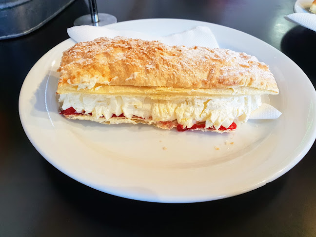 Centre Bakery - Sale