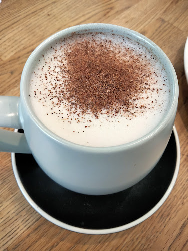 Corner & Bench - Hospitality and gastronomy