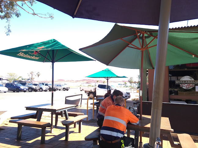 Hullabaloo Cafe - Hospitality and gastronomy