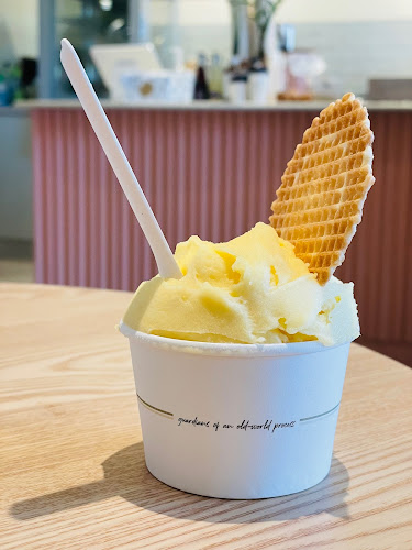 Bottega Gelateria - Hospitality and gastronomy