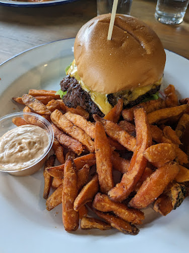 Gracie's at 4 Pines Orange