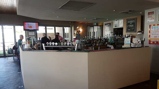 Comentarii opinii despre The Brook Bar & Bistro