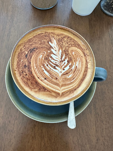 277 Nudgee Rd, Hendra QLD 4011