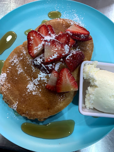 Cafe Four - Albion Park