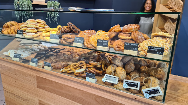 Opinii despre Brezel - German Bakery în Varsity Lakes - Hospitality and gastronomy