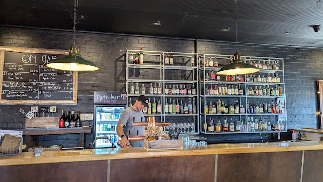 Boodle Beasley - Hospitality and gastronomy