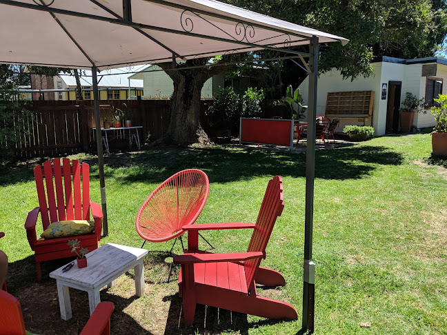 Steam & Cedar - Gladstone