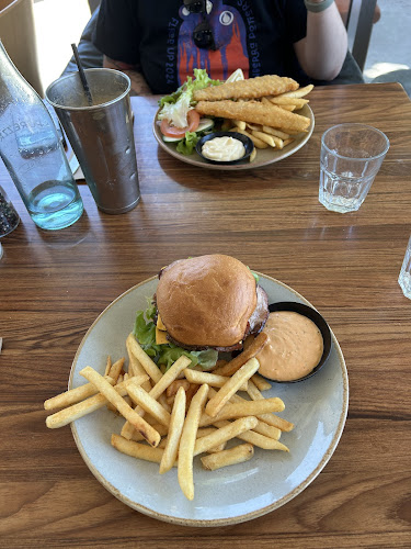 Silk Cafe - Hospitality and gastronomy