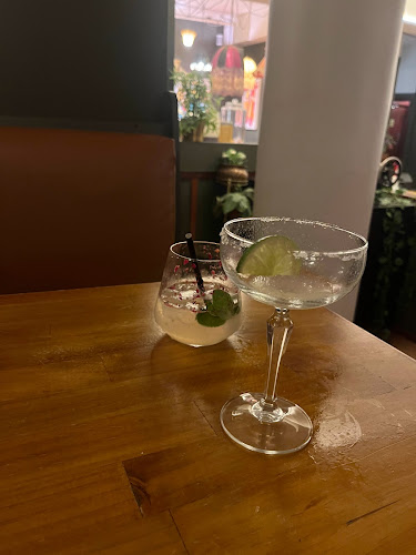 Comentarii opinii despre Aunty Ed's Restaurant and Bar