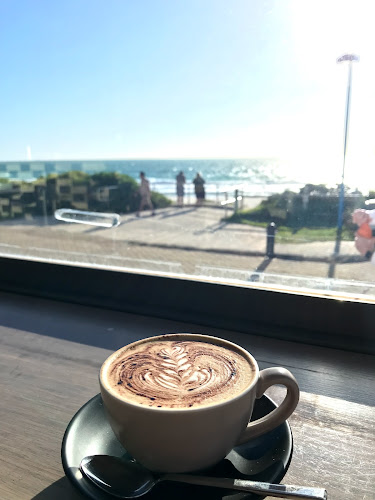 364 W Coast Dr, Trigg WA 6029