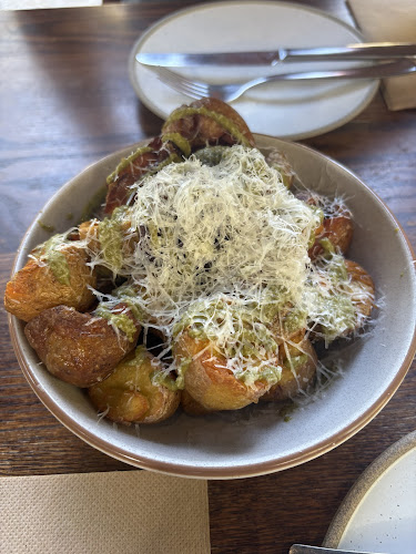 Bungalow Neighbourhood Social - Dunsborough